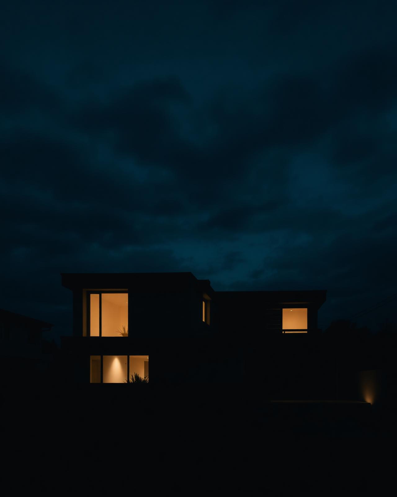 Maison Nuit Claire
